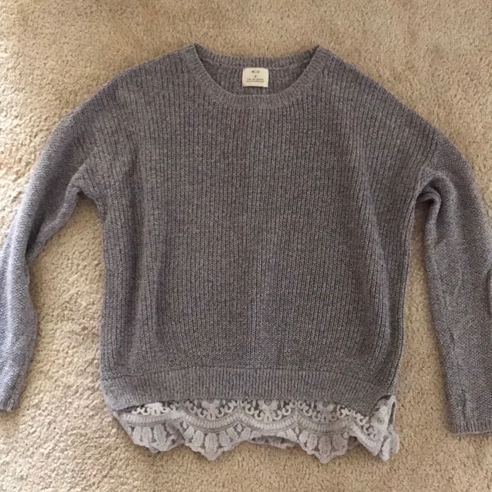 Grey pullover sweater
